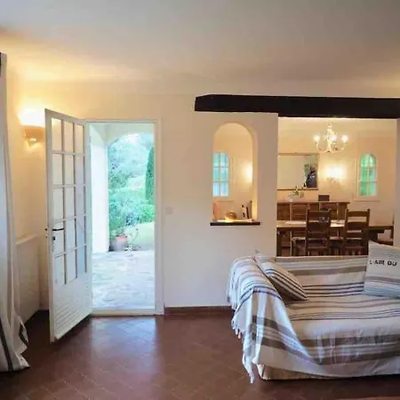 Seaview Petit Prince, Pool, Air Conditioning